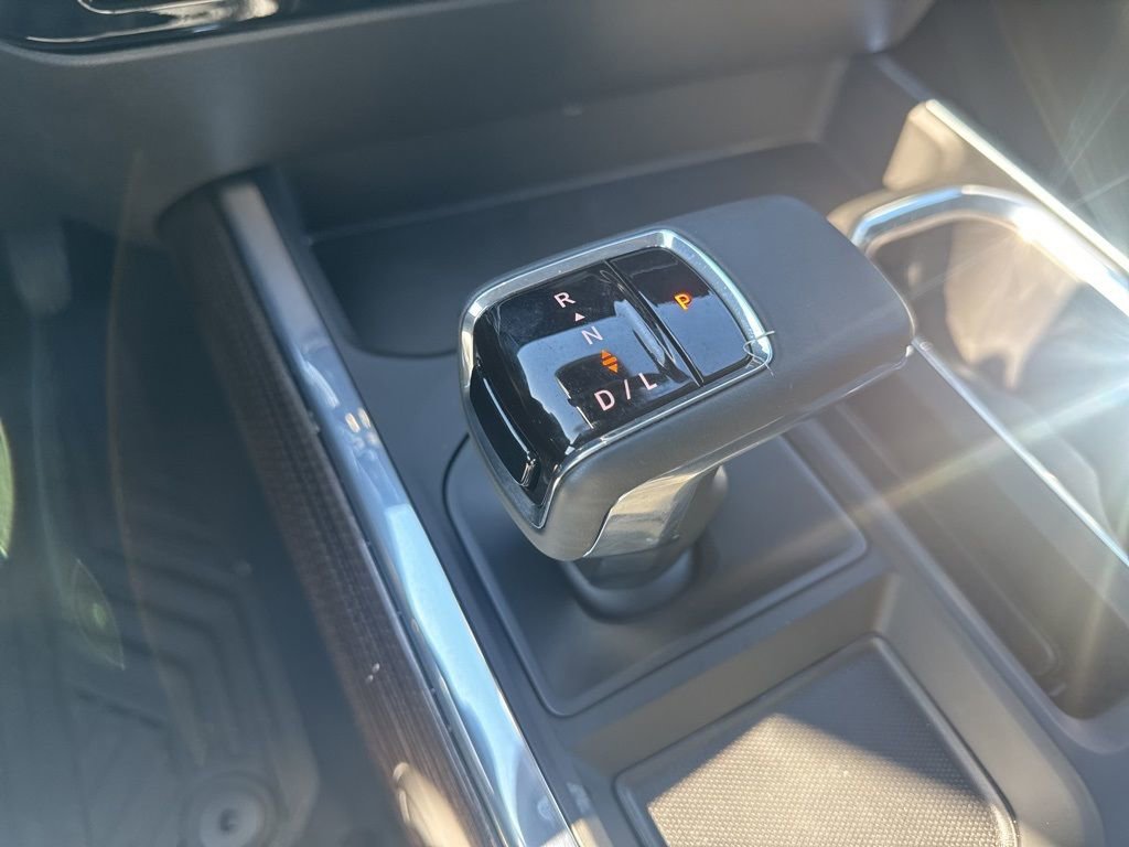 Used 2025 Chevrolet Silverado 1500 LT Trail Boss w/ Convenience Package II image 17