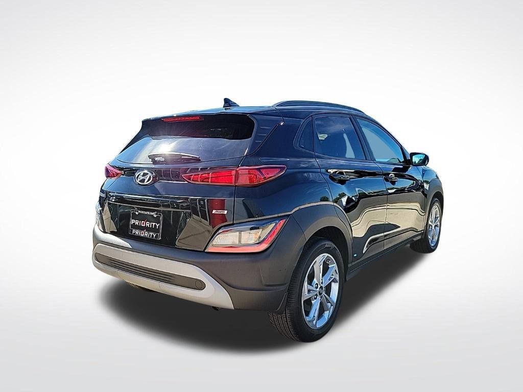 Used 2023 Hyundai Kona SEL w/ Convenience Package AWD/4WD image 4