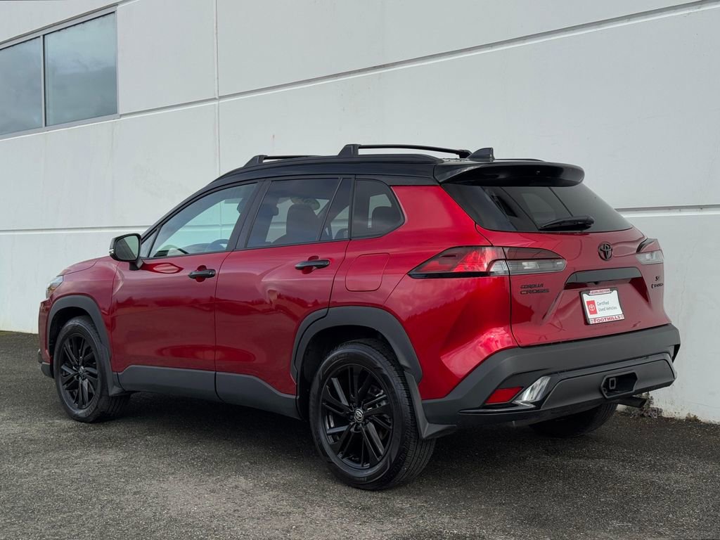 Certified 2025 Toyota Corolla Cross Hybrid Nightshade w/ Moonroof Package image 5