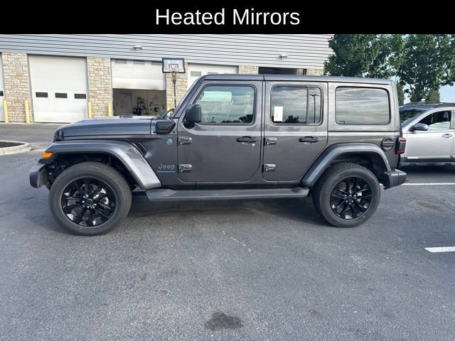 Used 2025 Jeep Wrangler Unlimited Sahara AWD/4WD image 11