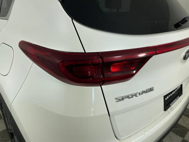 Certified 2022 Kia Sportage LX w/ LX FWD Value Edition Package image 13