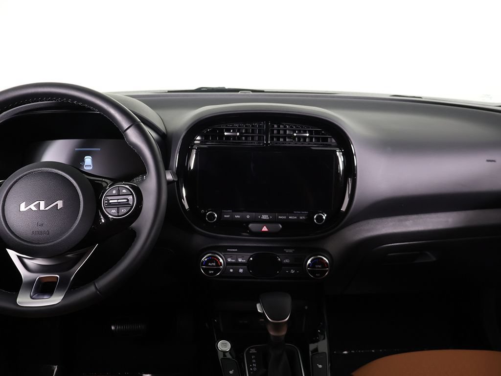Used 2025 Kia Soul EX FWD image 43