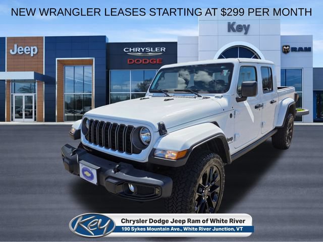 Used 2025 Jeep Gladiator Sport AWD/4WD image 1