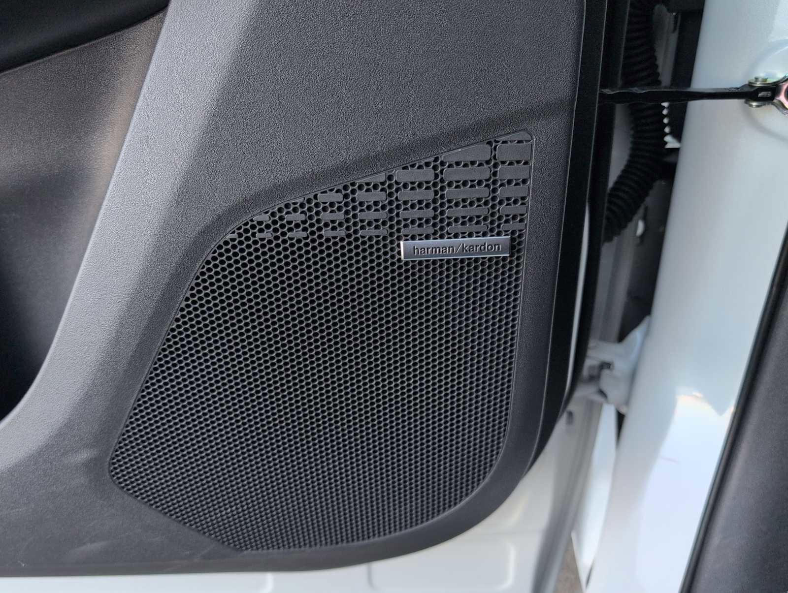 Used 2023 Subaru Solterra AWD image 32