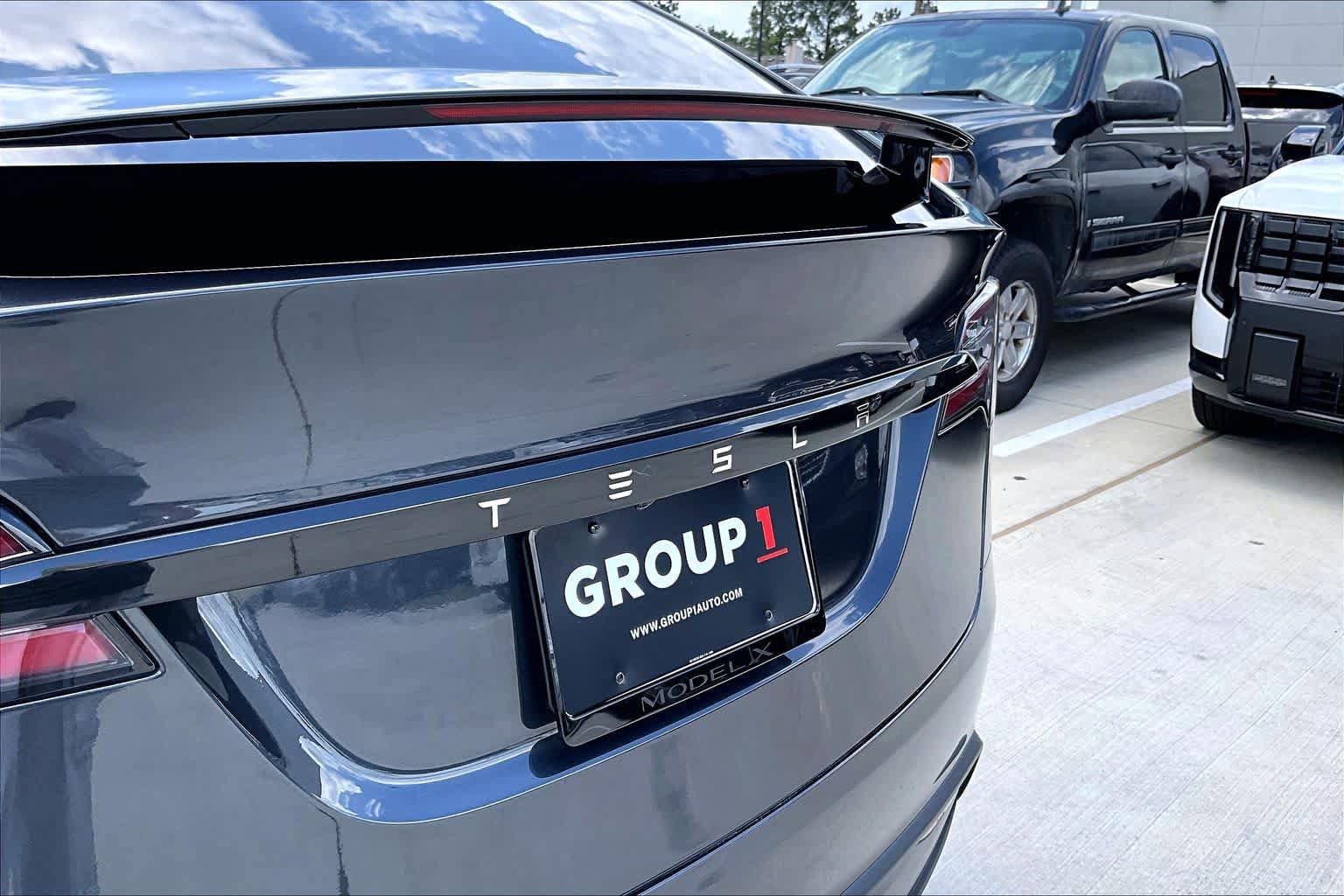 Used 2024 Tesla Model X AWD/4WD image 28