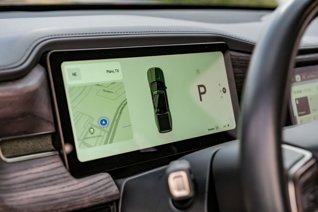 Used 2022 Rivian R1T Adventure image 18