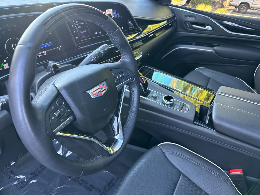 Used 2024 Cadillac Escalade Sport w/ LPO, ONYX Package AWD/4WD image 11