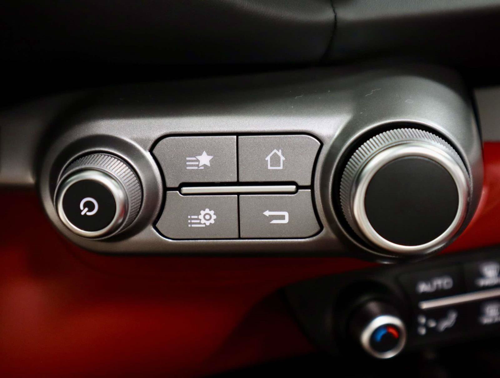 Used 2018 Ferrari 488 Spider RWD image 74