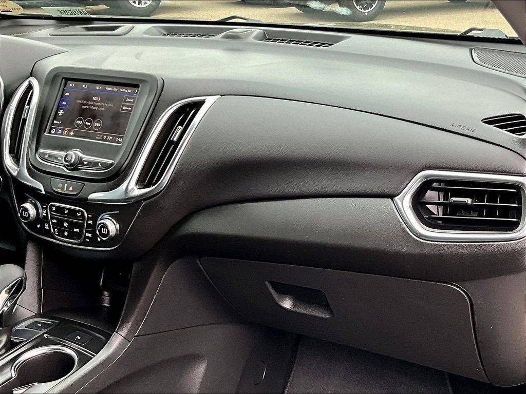 Used 2023 Chevrolet Equinox LT AWD/4WD image 13