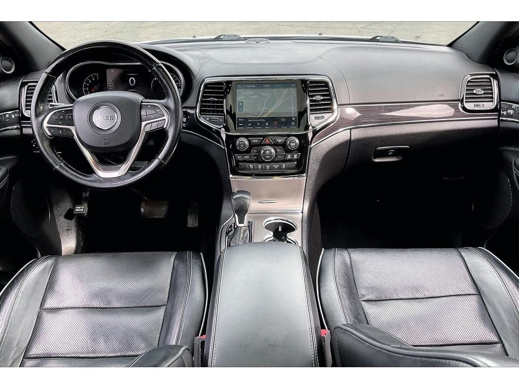 Used 2020 Jeep Grand Cherokee Overland AWD/4WD image 17