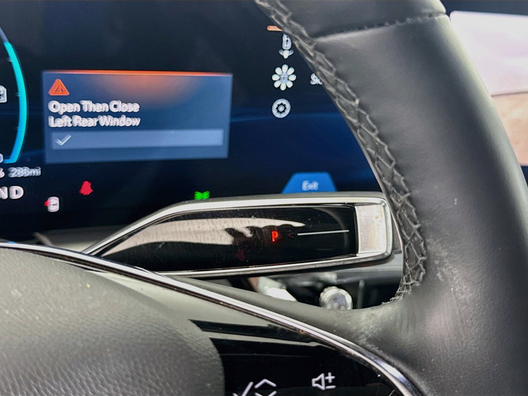 Used 2024 Cadillac Lyriq Luxury RWD image 19