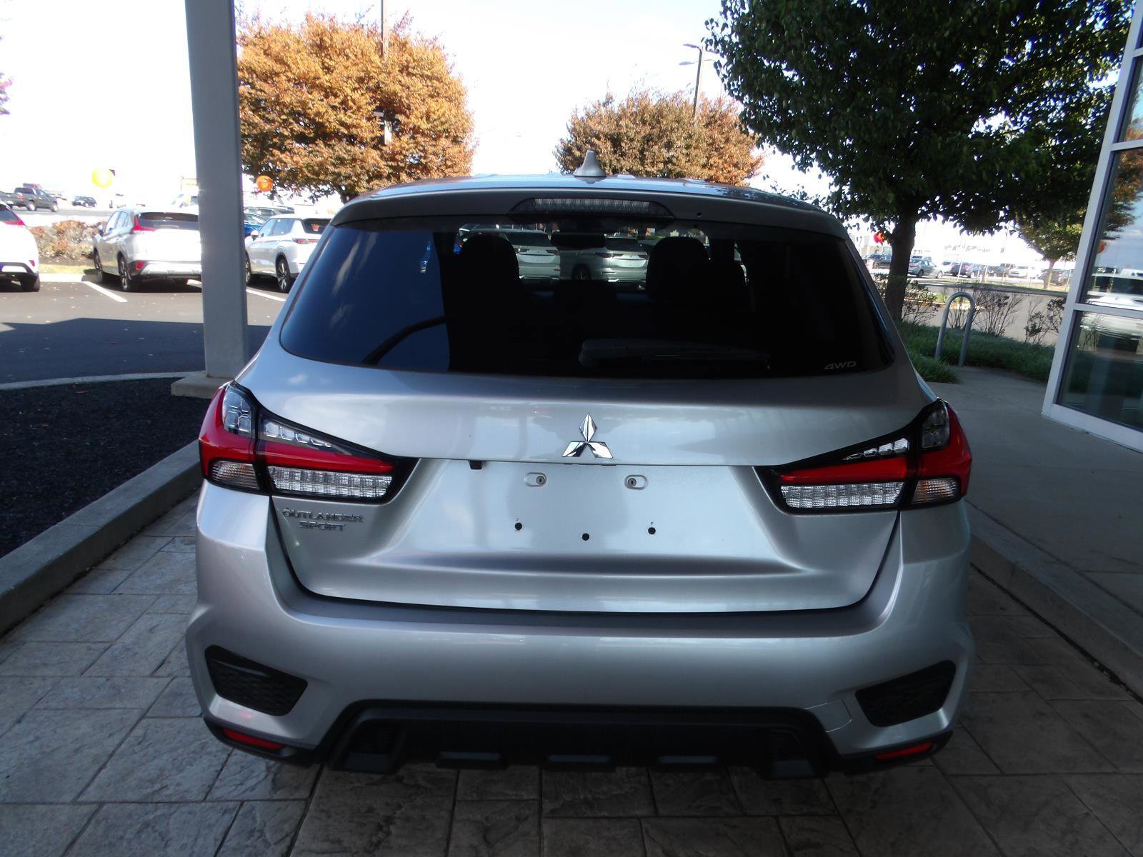 Used 2024 Mitsubishi Outlander Sport ES image 6
