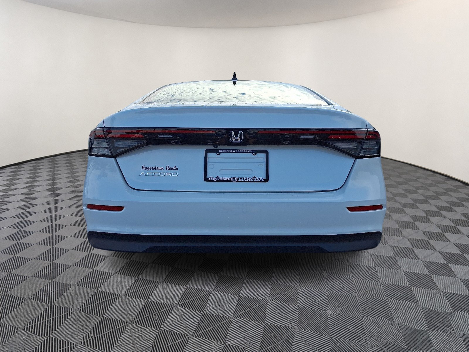 Used 2026 Honda Accord SE image 5