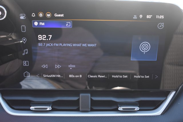 New 2026 Chevrolet Equinox LT image 23