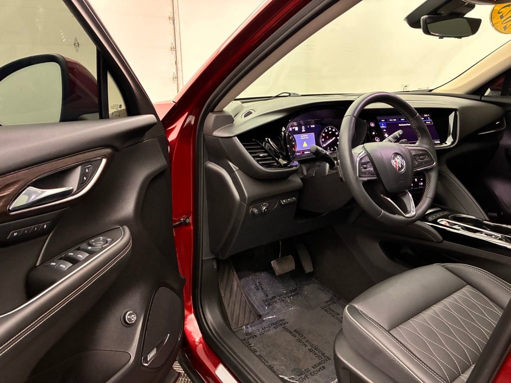 Used 2023 Buick Envision Avenir image 17