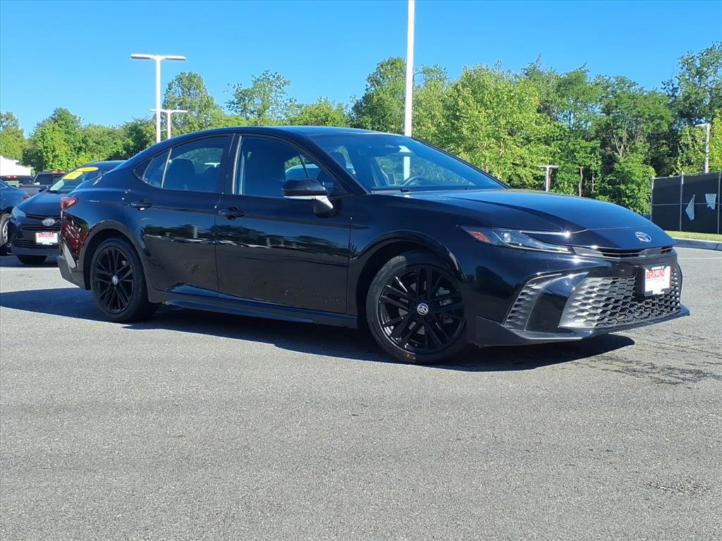 Certified 2025 Toyota Camry SE w/ Convenience Package FWD image 2