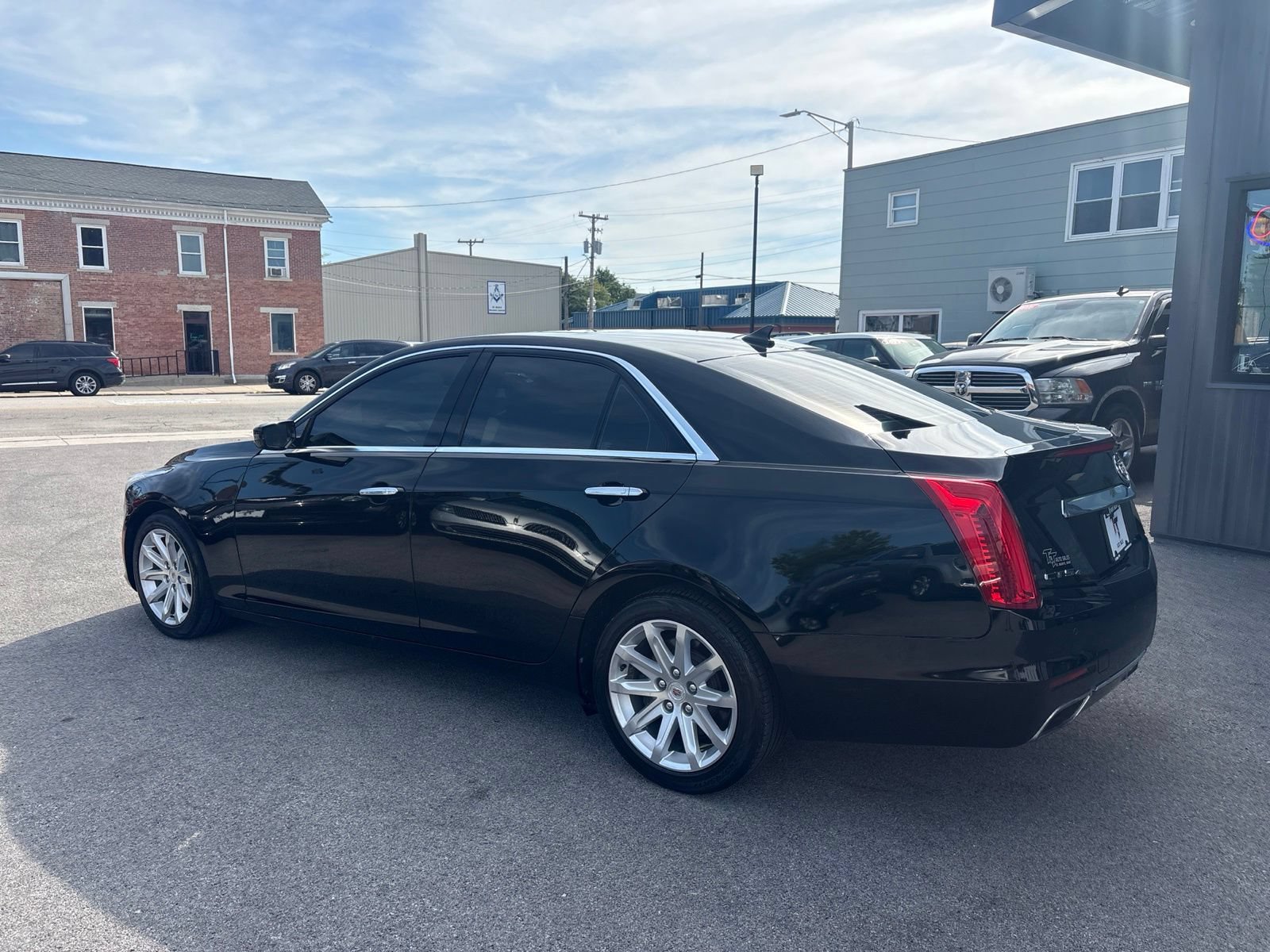 Used 2014 Cadillac CTS Luxury AWD/4WD image 2