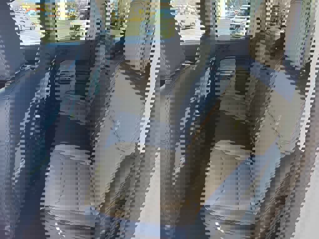 Used 2025 Ford Maverick Lariat w/ 4K Tow Package image 29