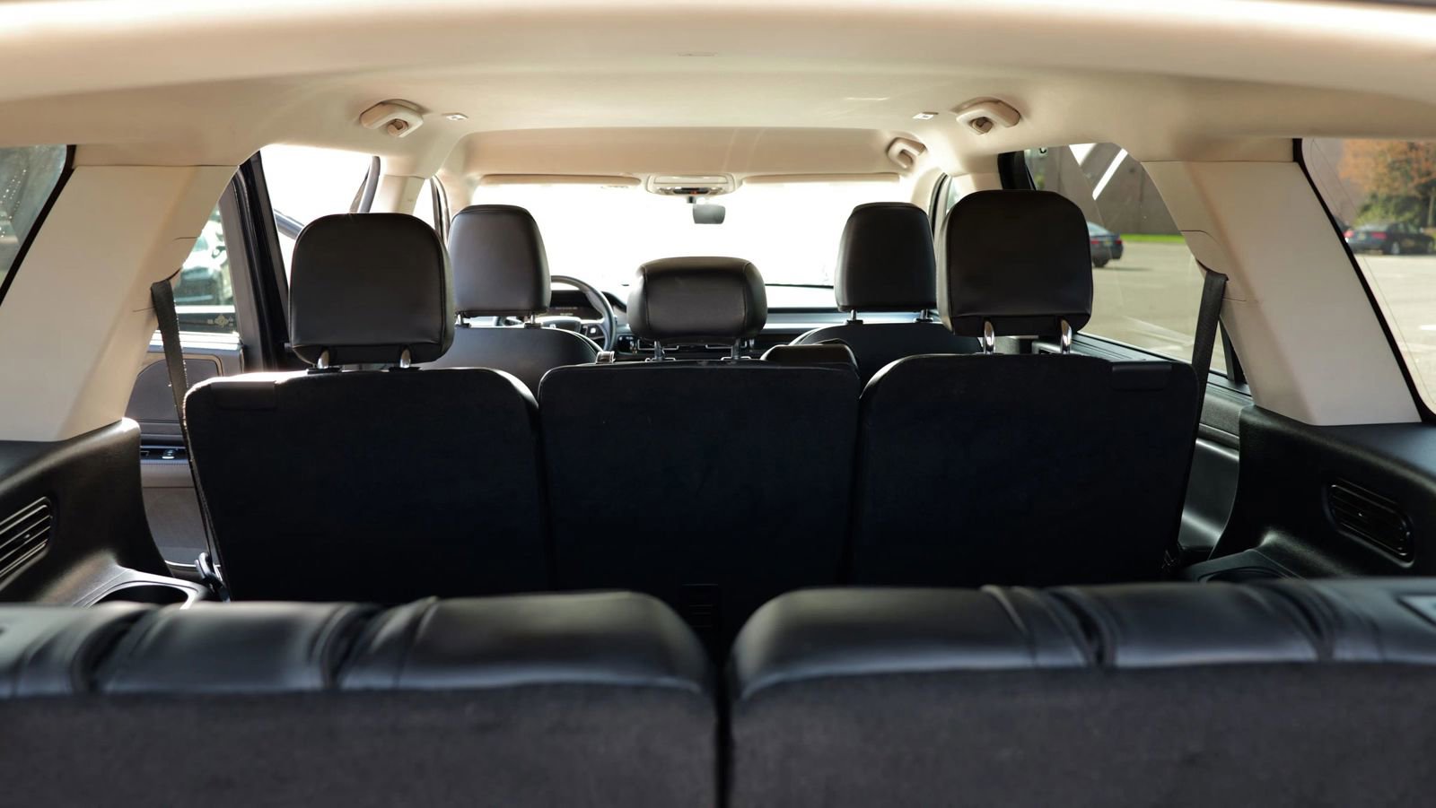 Used 2023 Lincoln Aviator AWD image 37