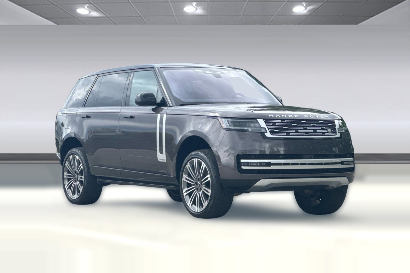 Used 2023 Land Rover Range Rover Long Wheelbase Autobiography image 7