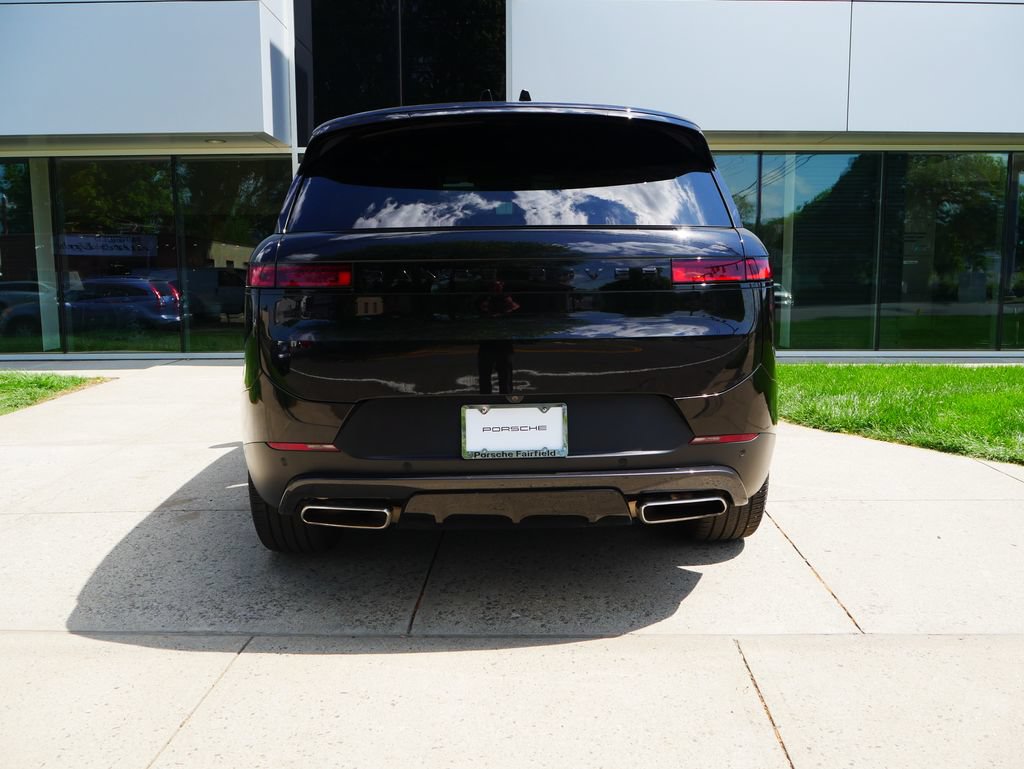 Used 2024 Land Rover Range Rover Sport SE AWD/4WD image 6