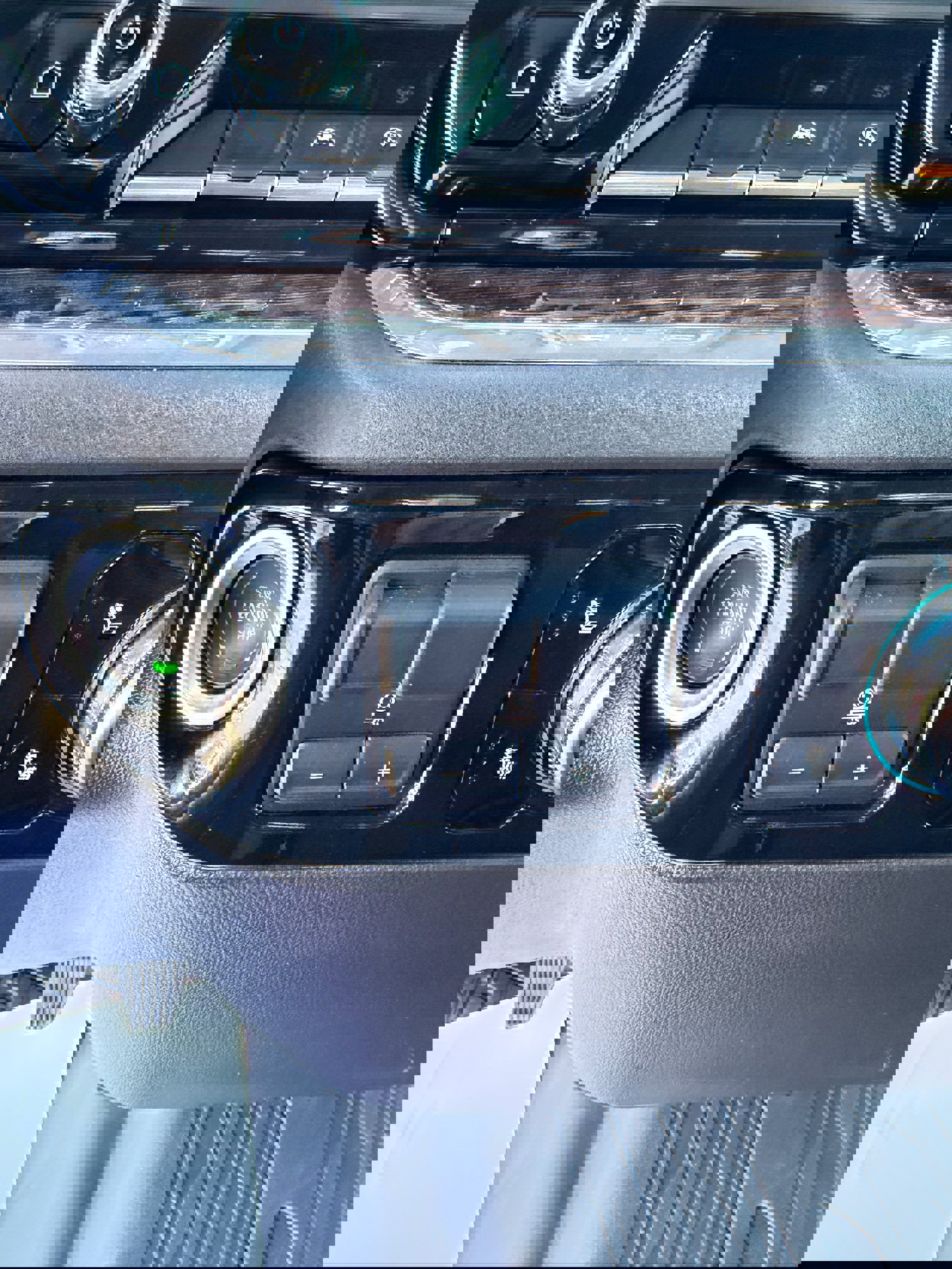 Used 2024 GMC Sierra 1500 Elevation image 19