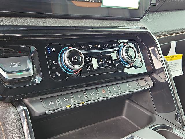 Used 2023 GMC Sierra 1500 AT4 w/ AT4 Premium Package image 17