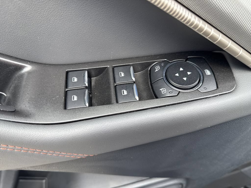 Used 2026 Ford Explorer Active RWD image 11