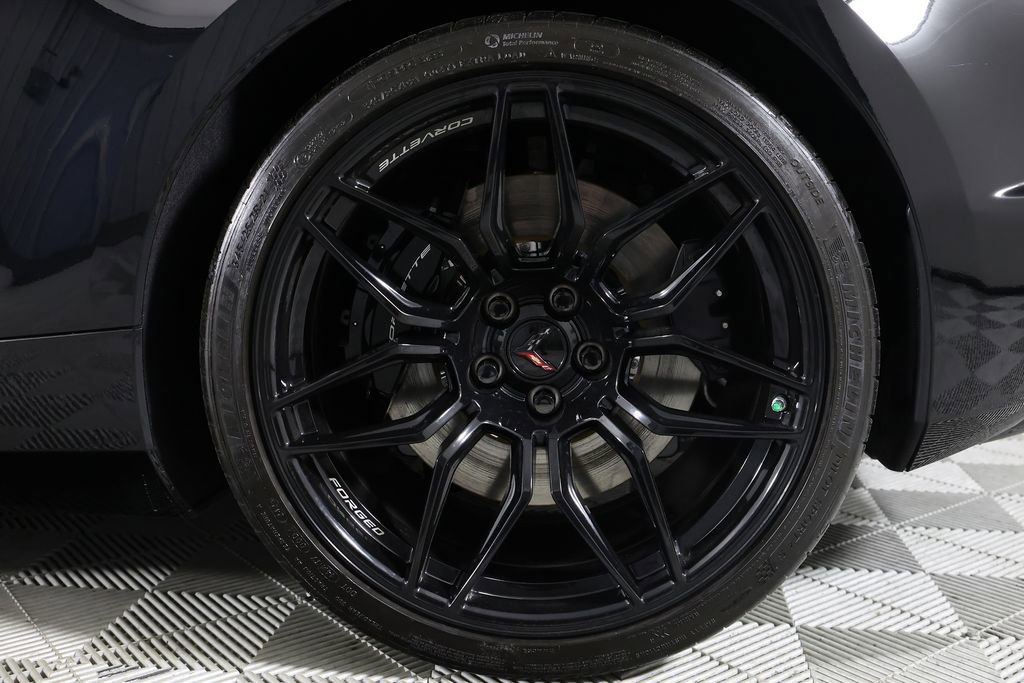 Used 2023 Chevrolet Corvette Z06 RWD image 21