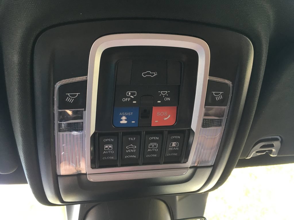 Used 2024 RAM 1500 Limited AWD/4WD image 16