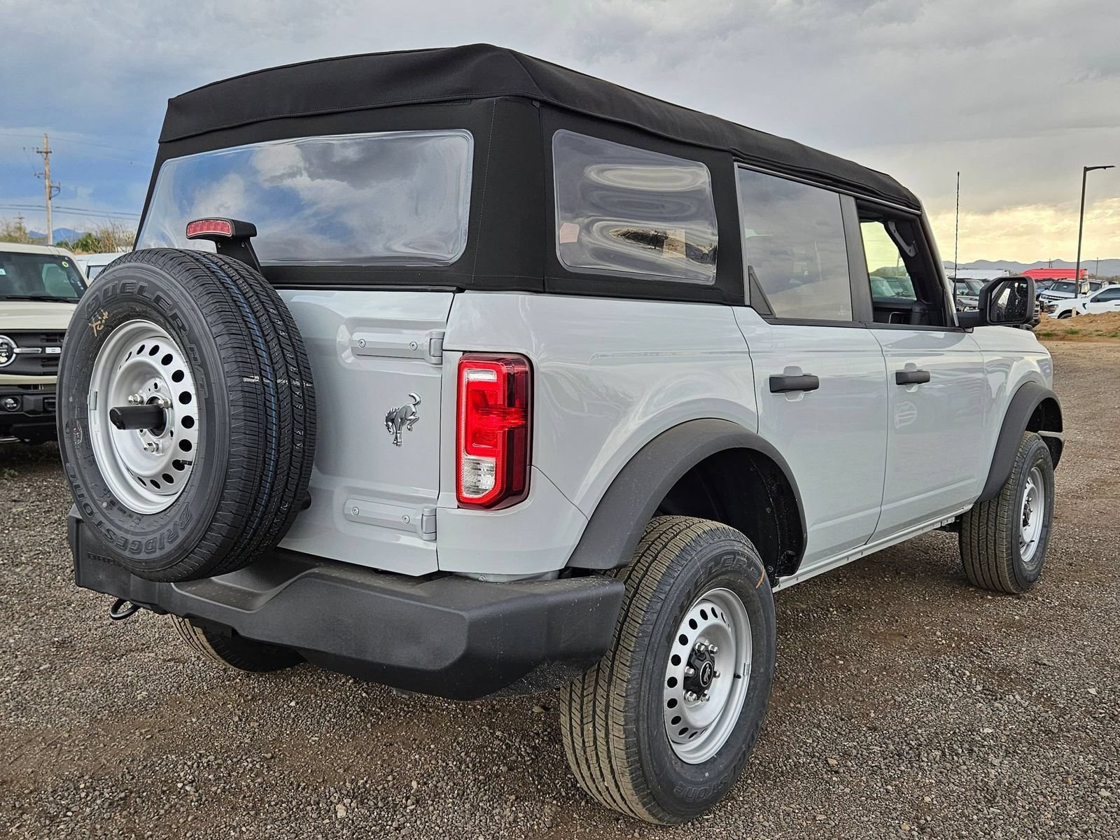 New 2026 Ford Bronco 4-Door AWD/4WD image 5