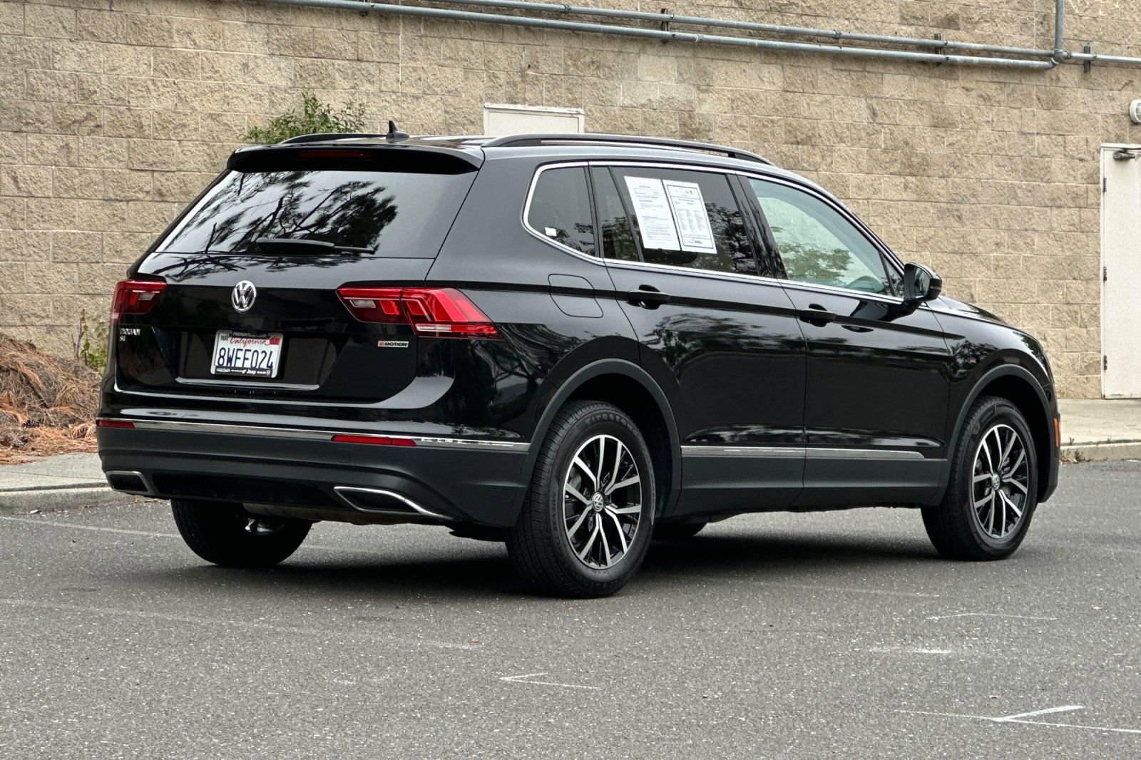 Used 2021 Volkswagen Tiguan SE AWD/4WD image 3