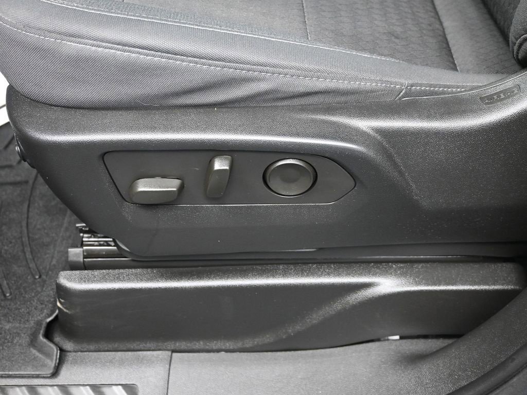 Used 2023 Chevrolet Tahoe LS image 11