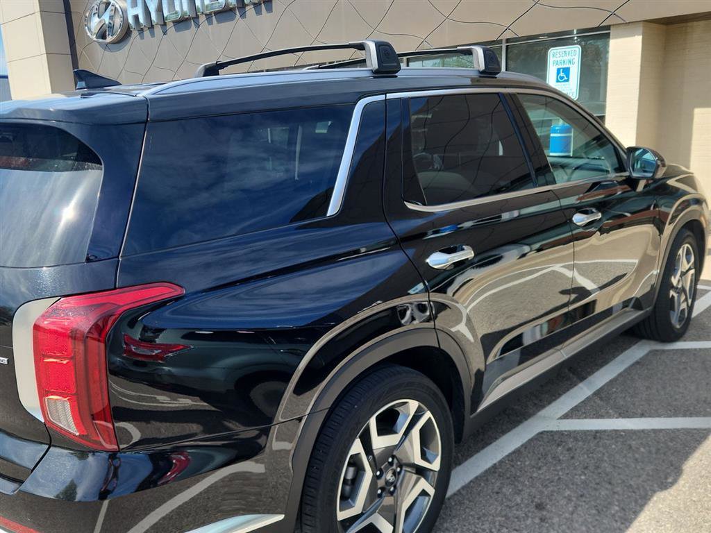 Used 2023 Hyundai Palisade Limited AWD/4WD image 4