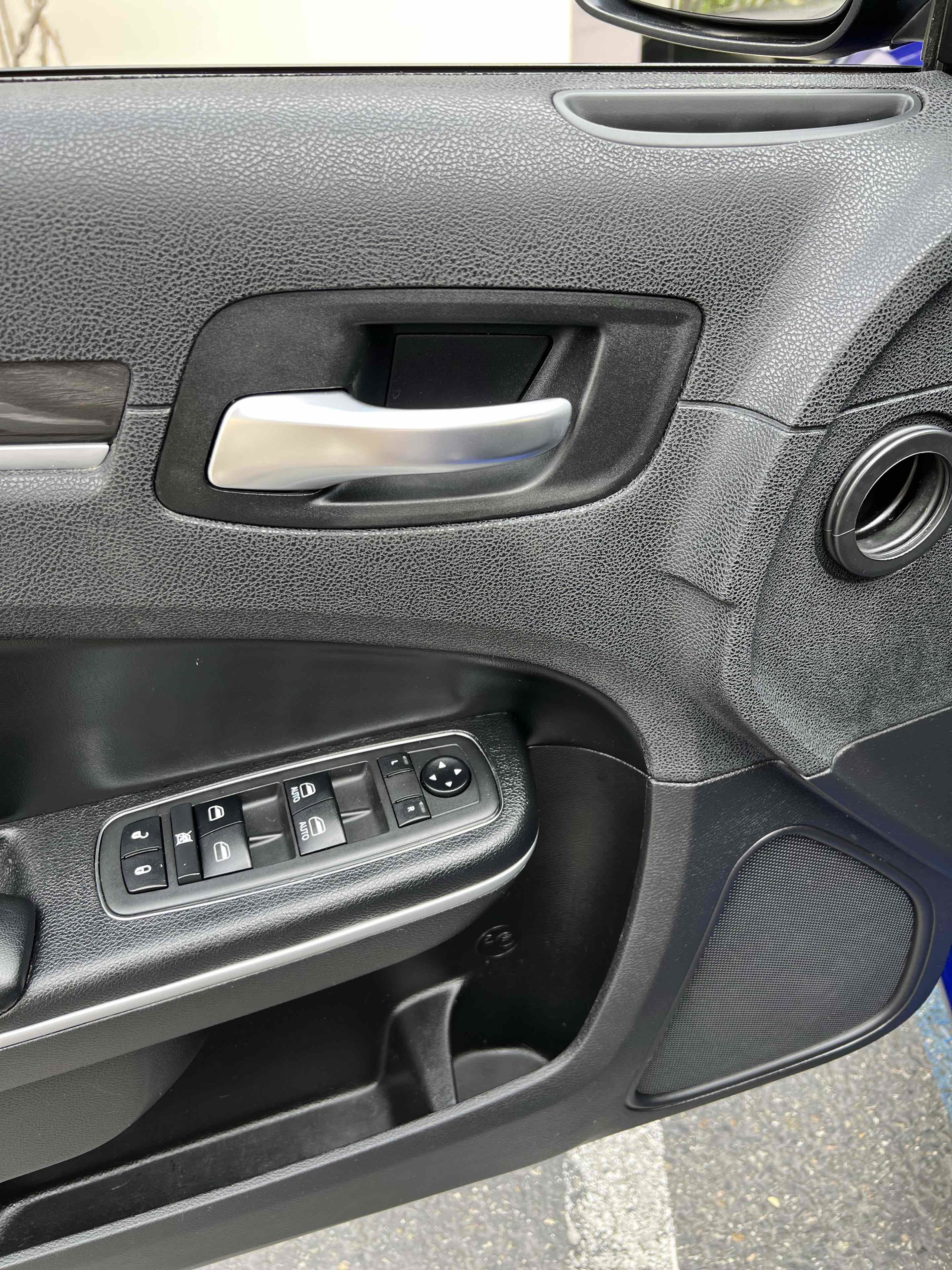 Used 2019 Chrysler 300 Touring w/ Sport Appearance Package image 59