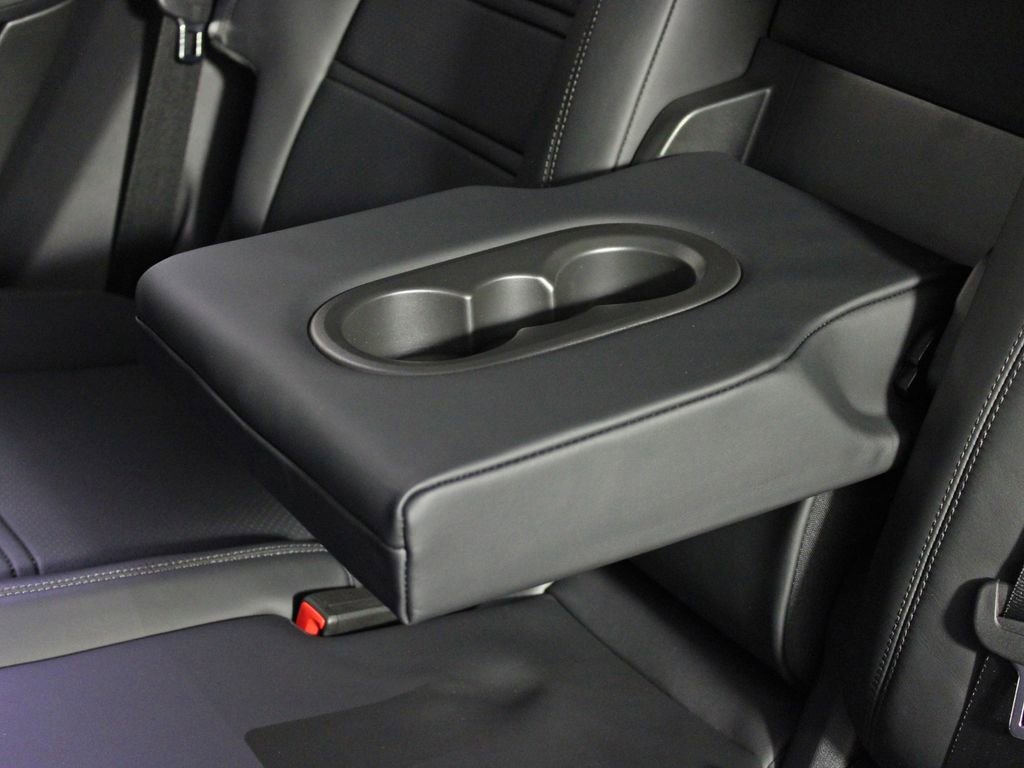 Certified 2026 Porsche Cayenne Coupe image 34