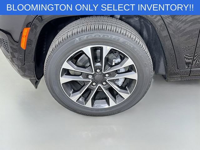 New 2025 Jeep Grand Cherokee L Overland w/ Trailer Tow Package image 33