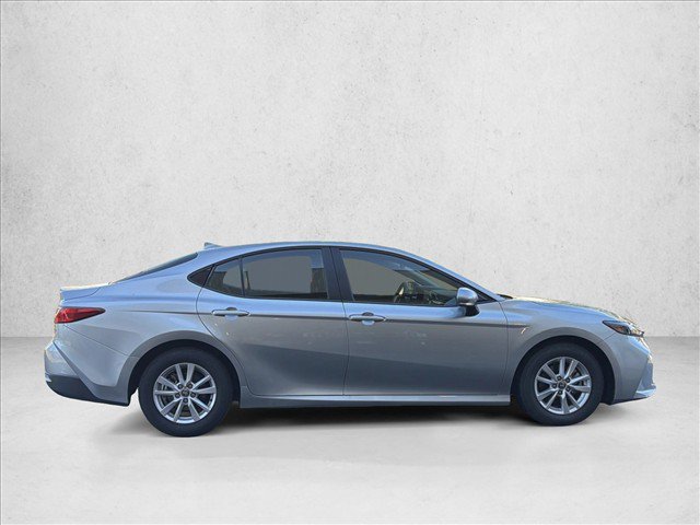 Used 2026 Toyota Camry LE w/ Convenience Package FWD image 4
