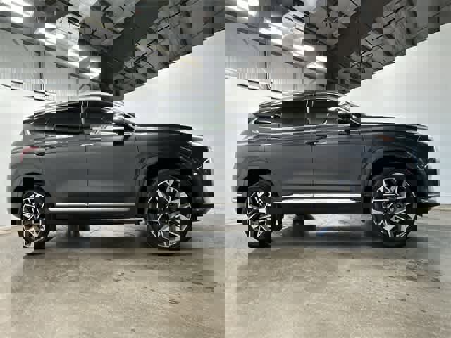 Used 2023 Hyundai Santa Fe Calligraphy image 3