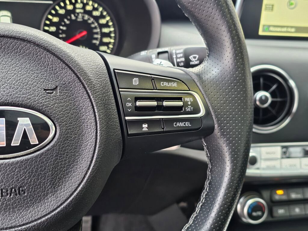 Used 2020 Kia Stinger GT2 image 25