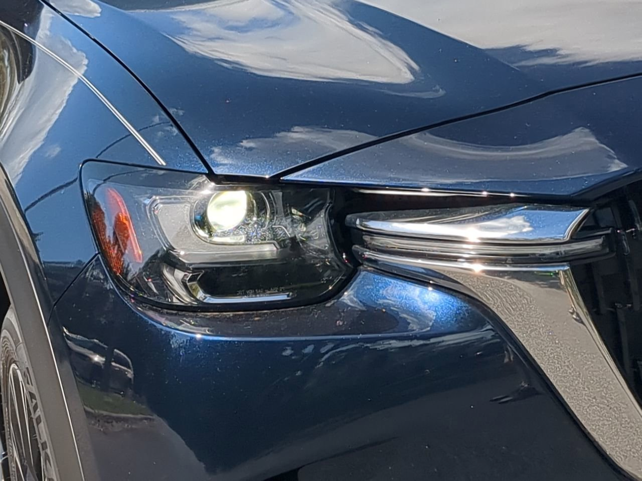Certified 2025 MAZDA CX-90 Plug-In Hybrid w/ Premium Plus AWD/4WD image 27