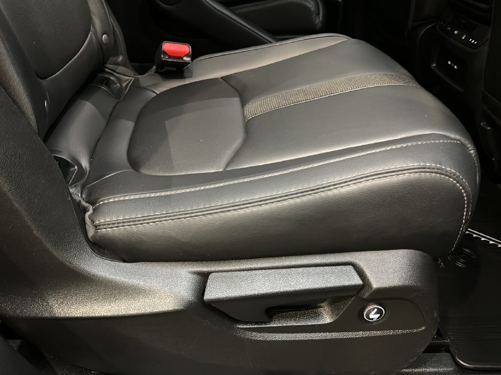 Used 2024 Honda Pilot EX-L image 23