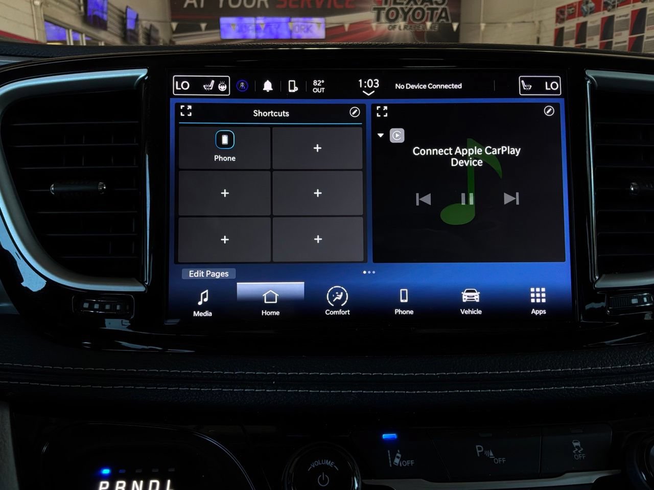 Used 2023 Chrysler Pacifica Touring-L FWD image 36