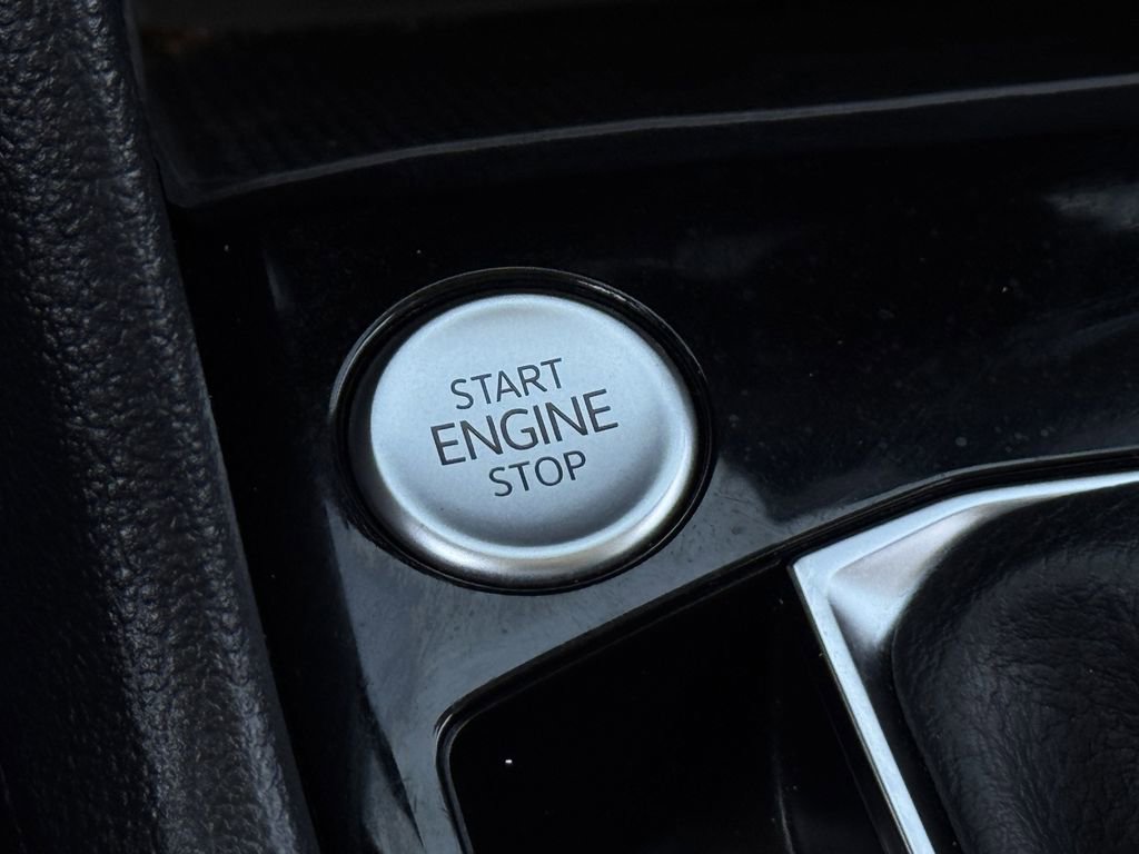 Used 2023 Volkswagen Taos SE image 21