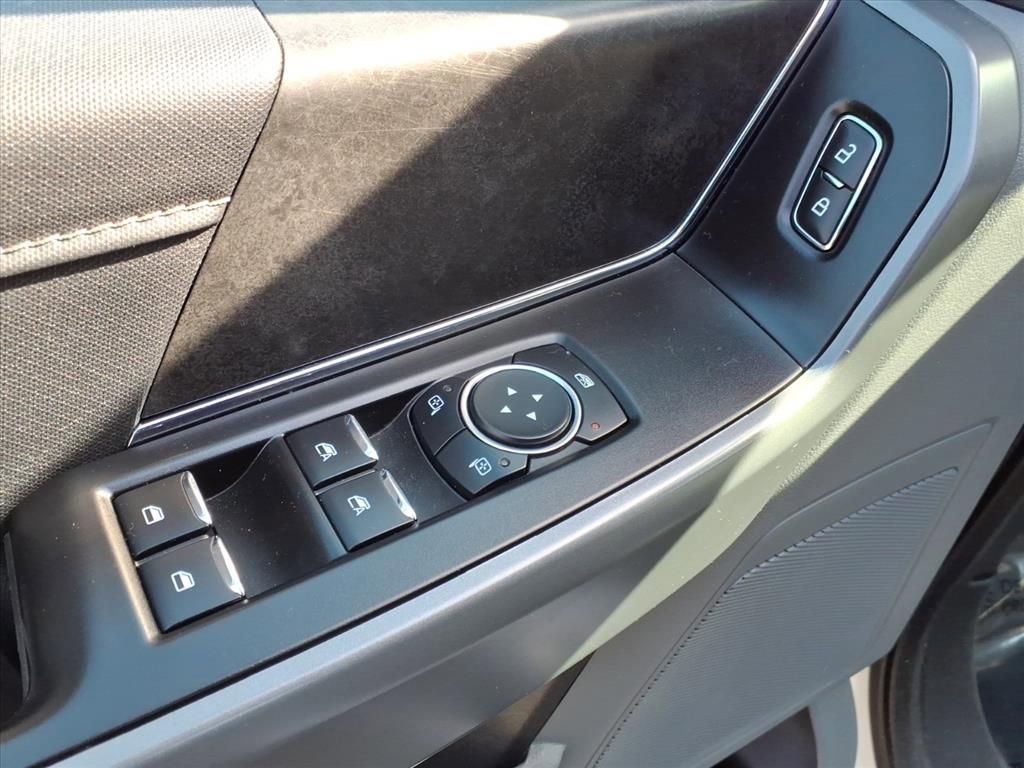 Certified 2025 Ford F150 XLT w/ Equipment Group 301A Standard image 15