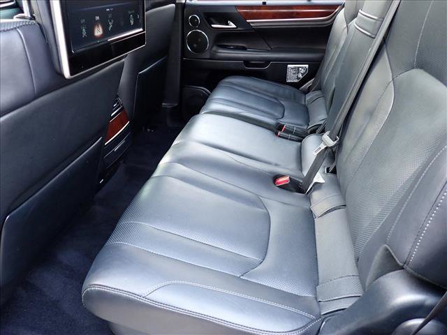 Used 2017 Lexus LX 570 4WD w/ Luxury Package image 11