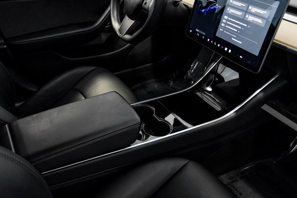 Used 2018 Tesla Model 3 Long Range image 23