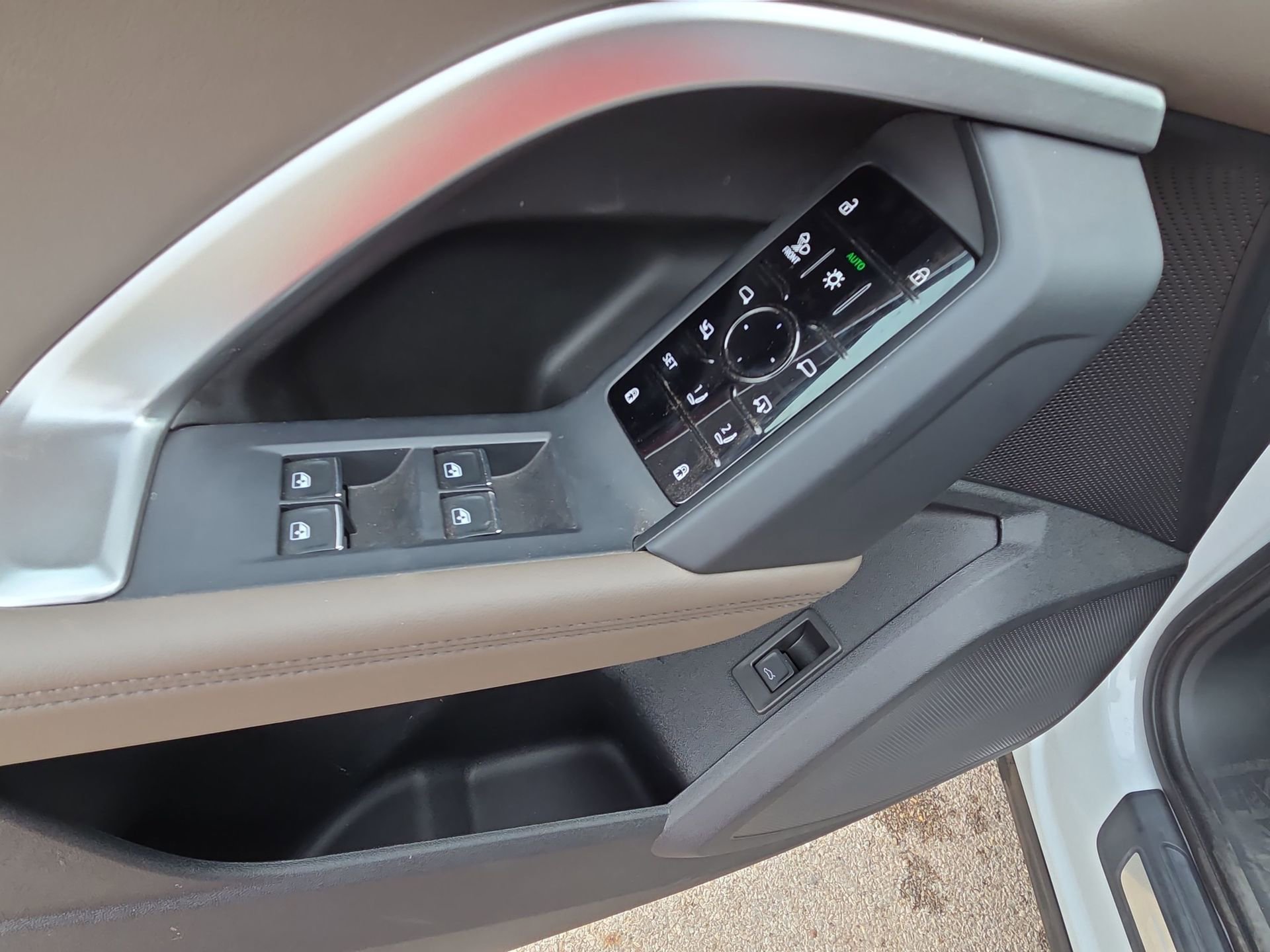 Certified 2025 Audi Q5 Premium Plus w/ Premium Plus image 15