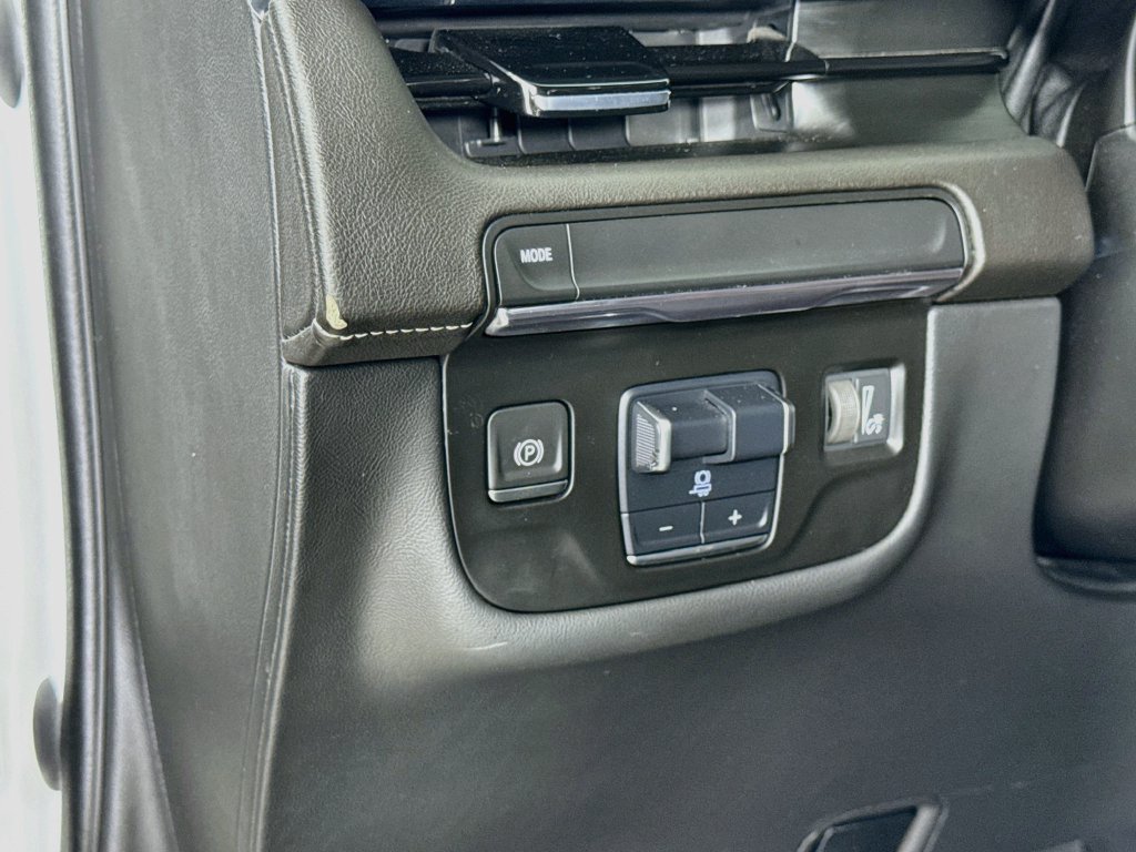 Used 2021 Cadillac Escalade Sport RWD image 12