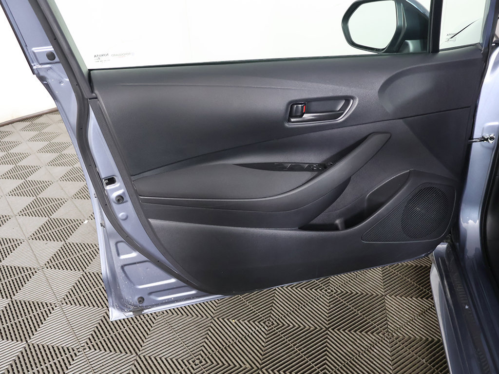 Used 2025 Toyota Corolla LE FWD image 20